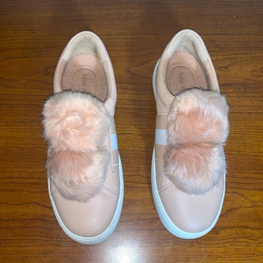 Nine West Womens Pom Pom Pink Leather Sneakers- Size 6 - Picture 2 of 5
